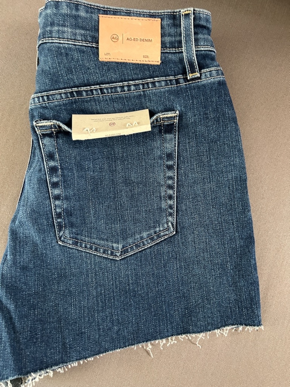 Shorts - Picture 4 of 4